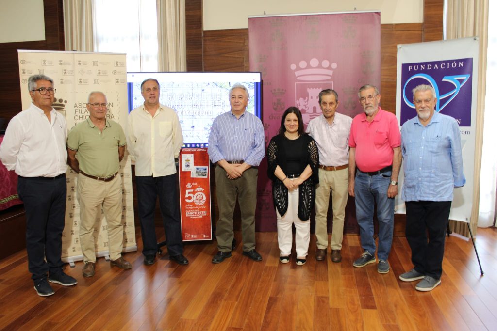 exposicion-vipren-50-aniversario-nautico-sancti-petri-01-1024x683